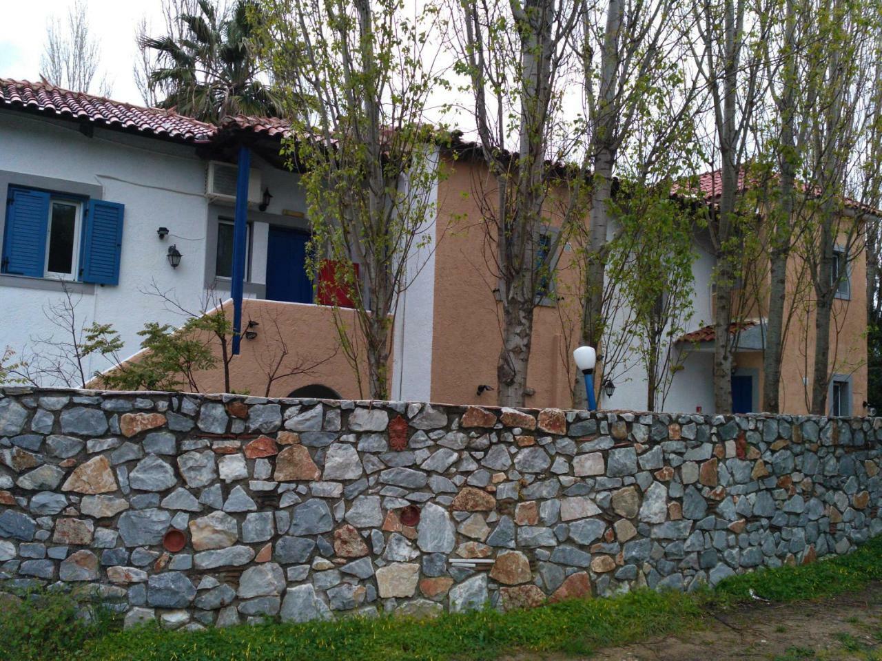 9 Musses Hotel Apartments Skala Mistegnon Exterior foto